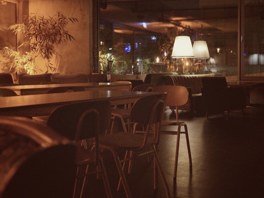 Bar 1